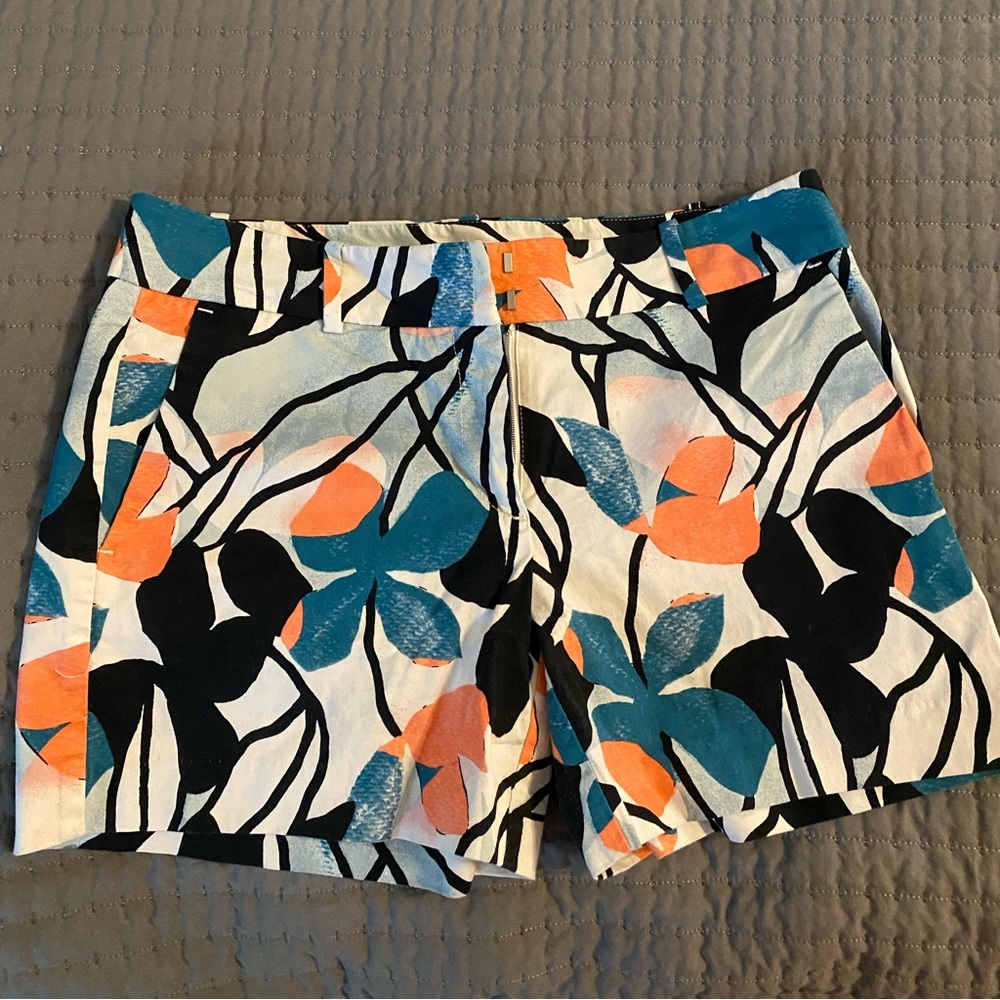 Ann Taylor dressy shorts. Size 4